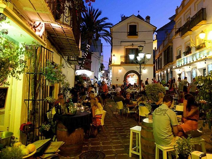 Piso Nuevo Y Moderno Cerca De Playa En Pleno Centro Appartamento Marbella